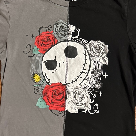 The Nightmare Before Christmas • Disney • Size Medium • Black/ Grey • Shirt - Picture 5 of 8